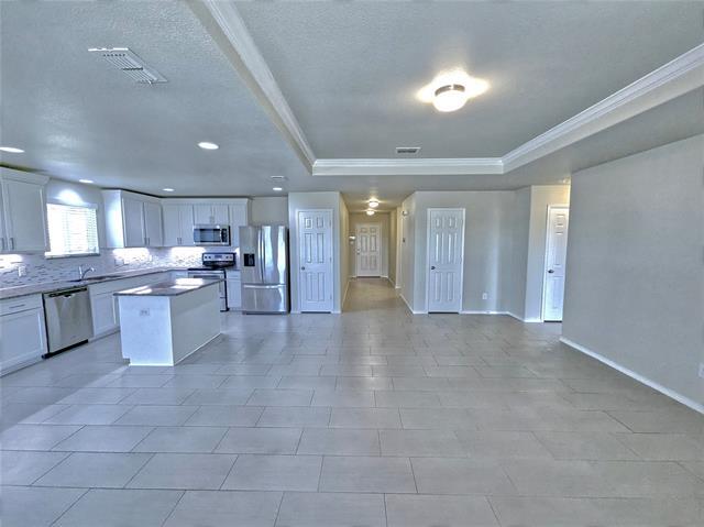 Photo - 704 Rivers Creek Ln