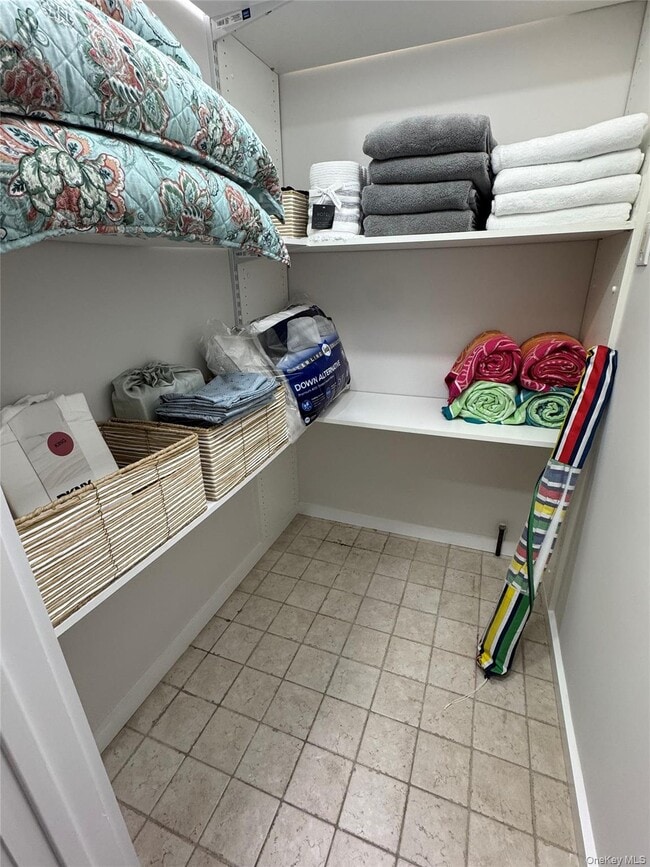 Photo - 49 Canoe Place Rd Unit 312