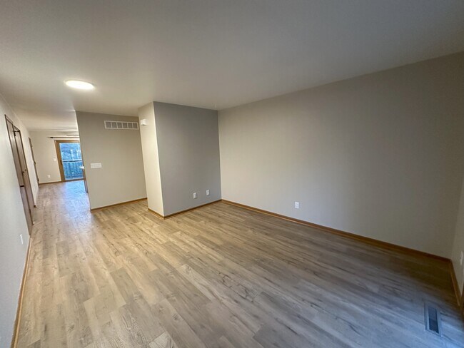 Photo - 2046 Cliff Alex Ct S Unit 3