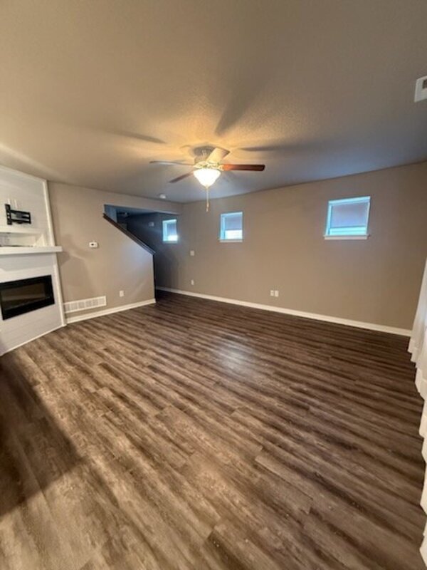 Photo - 768 NE Macey Way