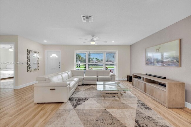 Photo - 4901 W Park Rd
