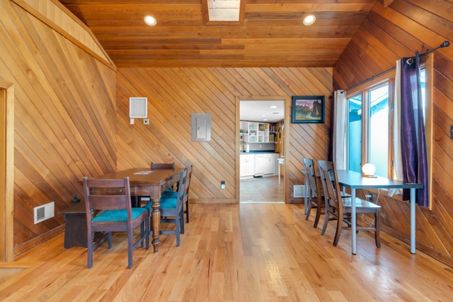 Photo - 51 Laurel Ave