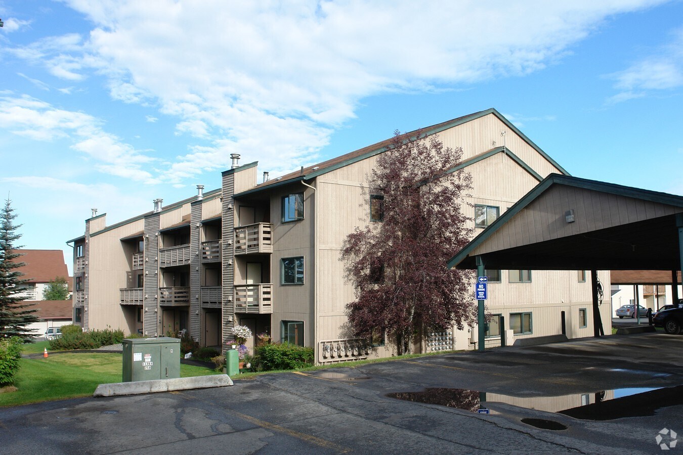 Photo - Kinnear Park Apartments