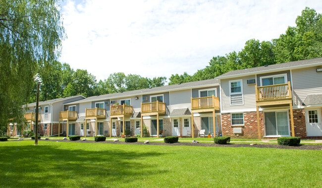 Photo - Woodcrest Apartments