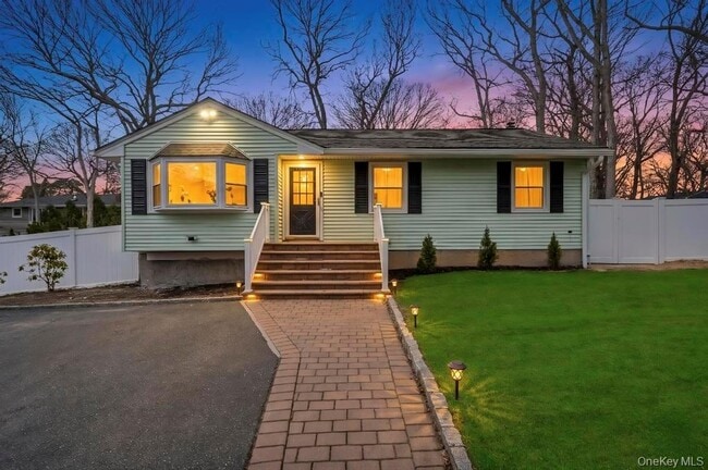 Building Photo - 21 Garden St