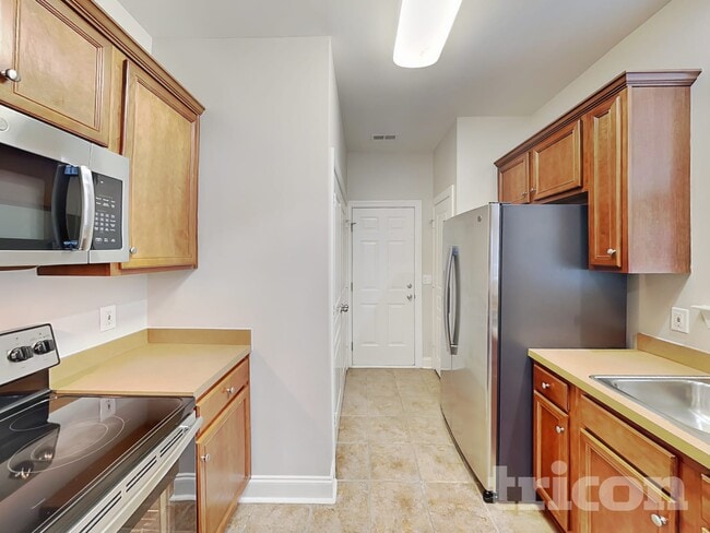 Photo - 4837 Samuel Richard St