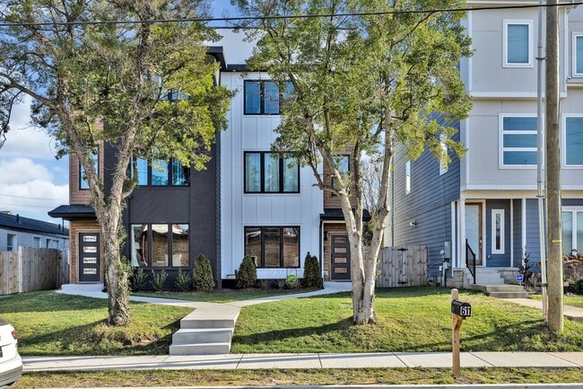 Photo - Gorgeous FULLY FURNISHED Home Just Off Charlotte Ave.