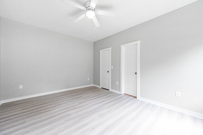 Photo - 16985 Glenheath St