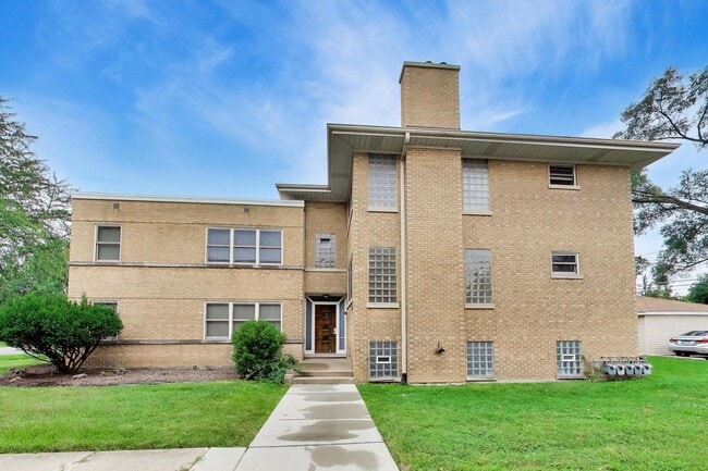 Photo - 3024 S Harlem Ave
