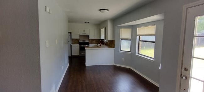 Photo - 2327 Tiffany Dr