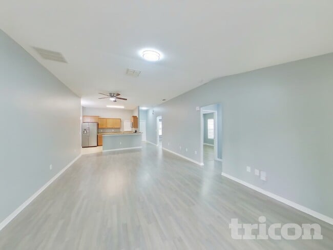 Photo - 364 Winthrop Dr