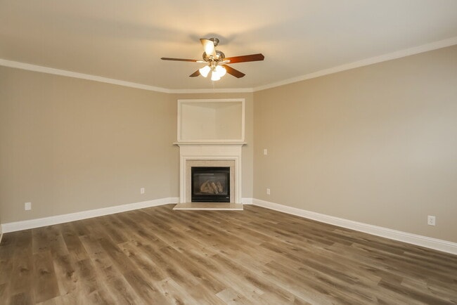 Photo - 137 Sweetspring Way