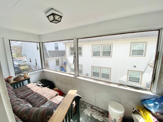 Photo - 48 Intervale Ave Apartment Unit B