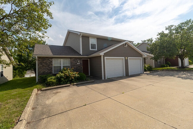 Photo - 3308 E St Charles Rd