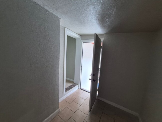 Photo - 115 Caldwell St
