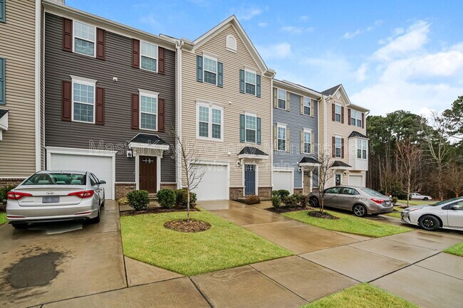 Photo - 945 Arnold Place Dr