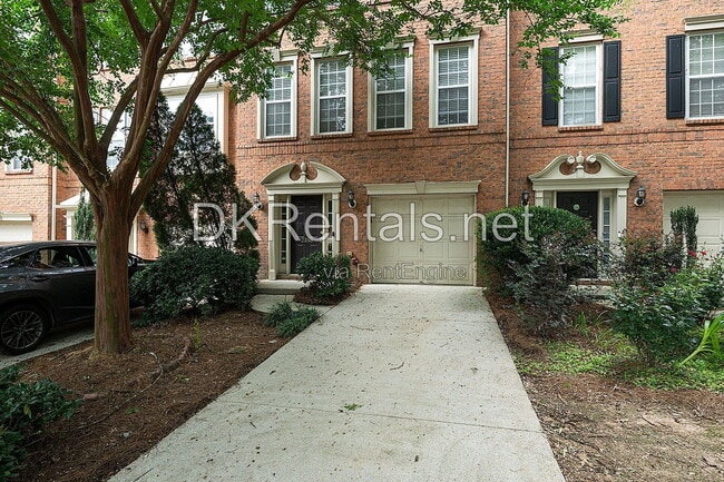 Building Photo - 2358 Towneview Ct SE