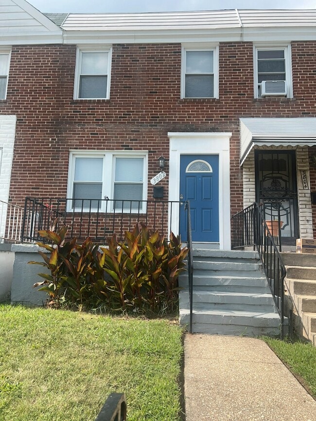 Building Photo - 3802 Lyndale Ave Rental