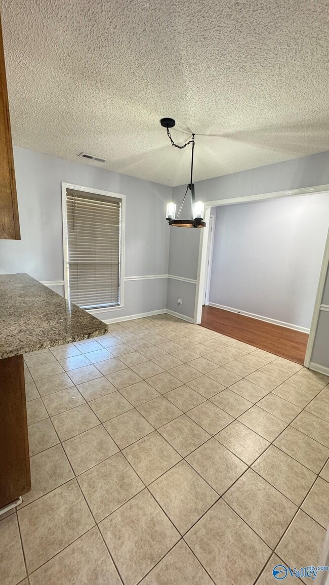 Photo - 157 Chanel Dr