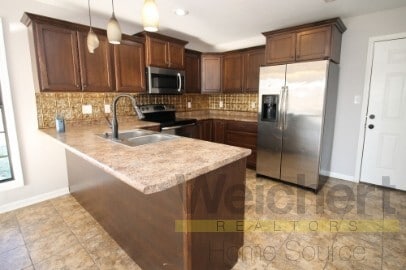 Photo - 704 N 4th St