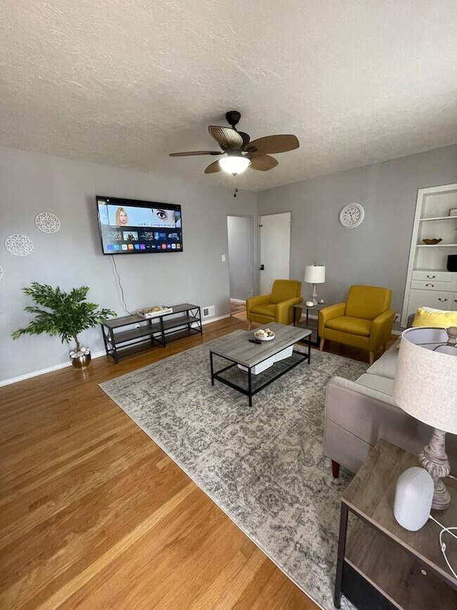 Photo - Gracey's Nation - Truman Community