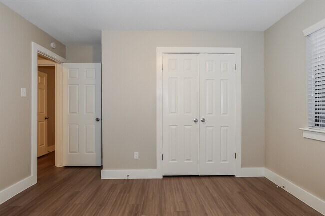 Photo - 15518 4 Leaf Dr