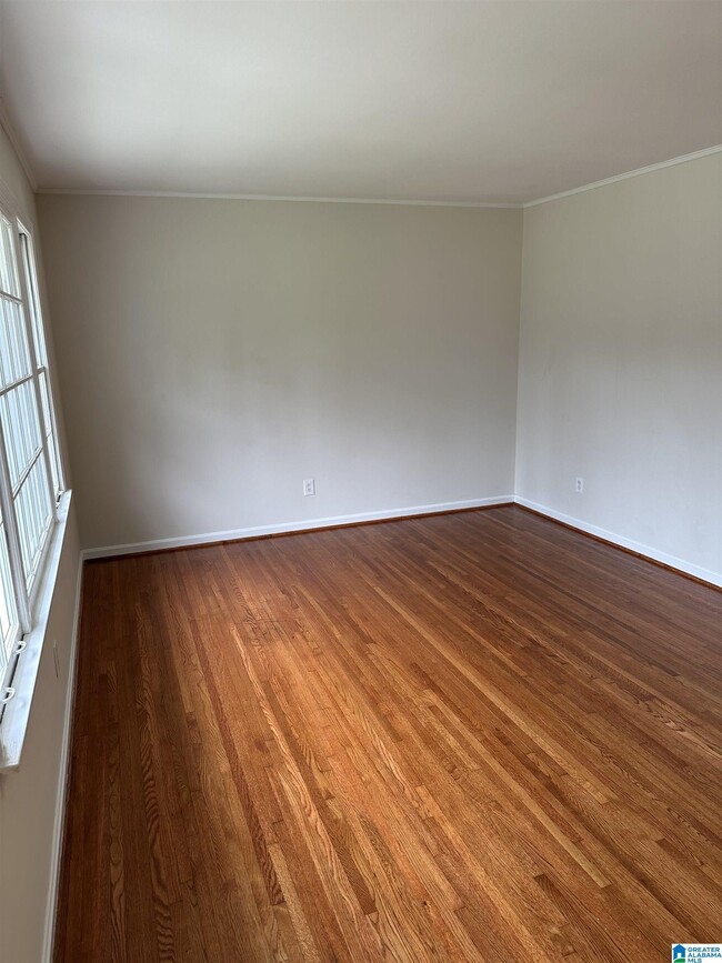 Photo - 1073 Sherbrooke Cir