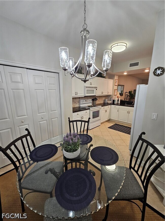 Photo - 10530 Amiata Way Unidad 103