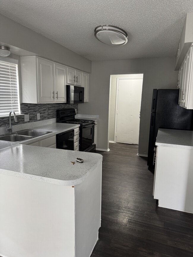 Photo - 5976 Westcreek Dr