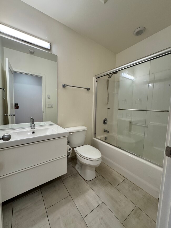 Photo - 8803 N Lombard St Unit 203