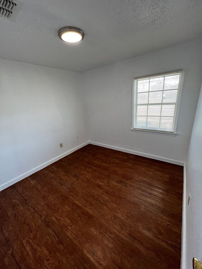 Photo - 4202 35th St Unidad A