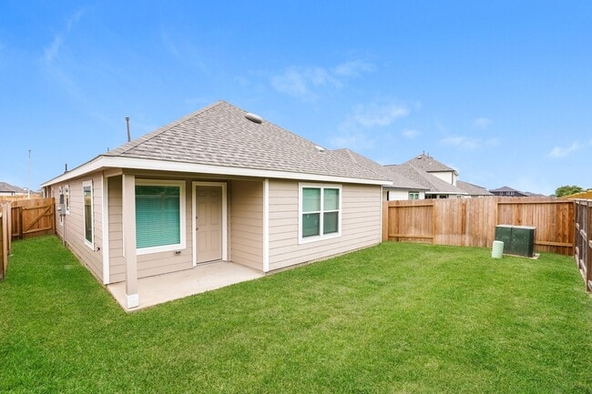 Photo - 3045 Wood Lily Dr