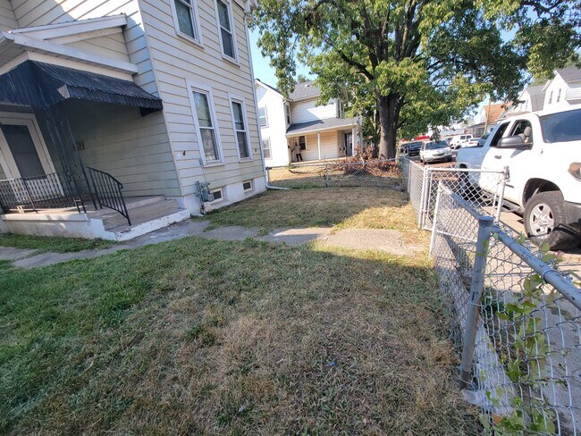 Photo - 35 Burlington Ave