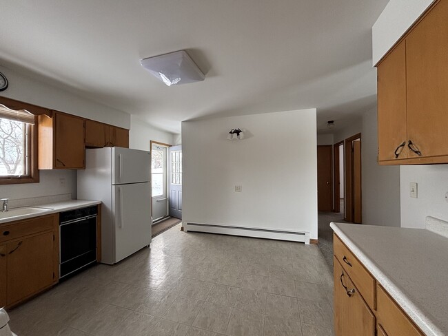 Photo - 2208 Stieg Rd