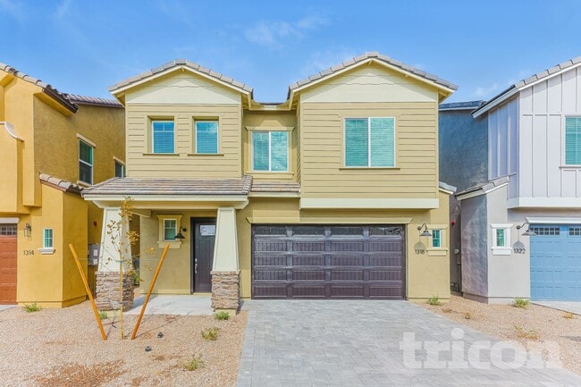 Building Photo - 1318 N Parkcrest