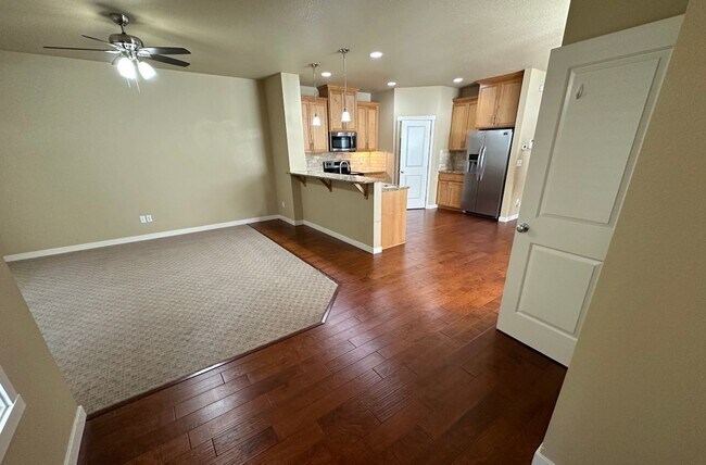 Photo - 3510 Hepburn St NE