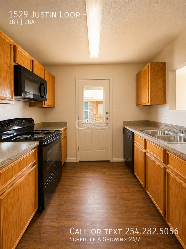 Photo - 1529 Justin Lp Unit B