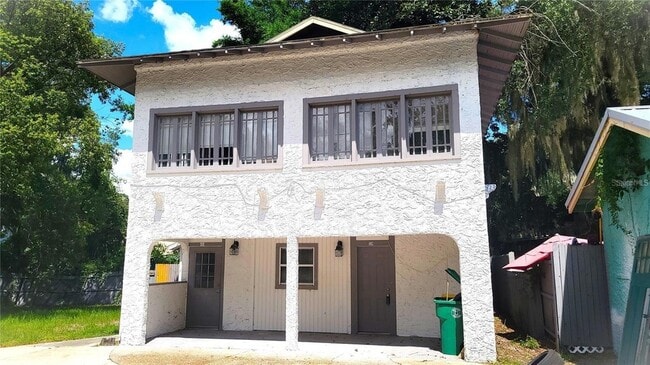 Photo - 137 S Stone St