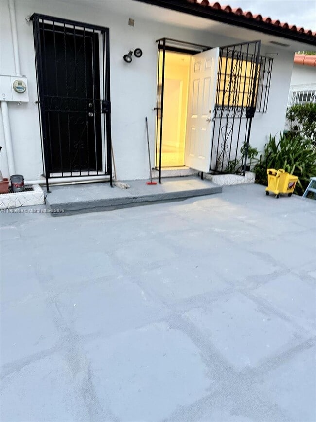 Photo - 1143 NW 32nd Ave