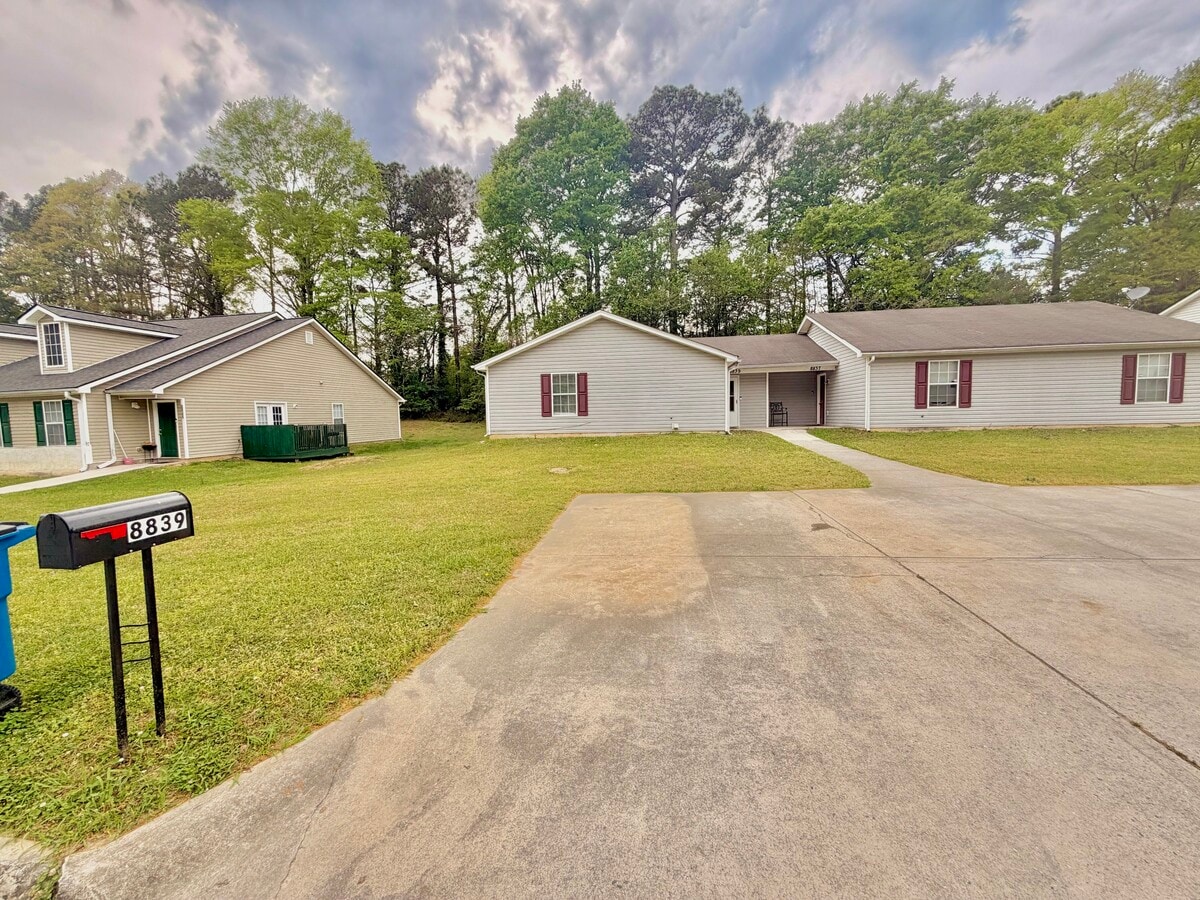 Photo - 8837 Freedom Way