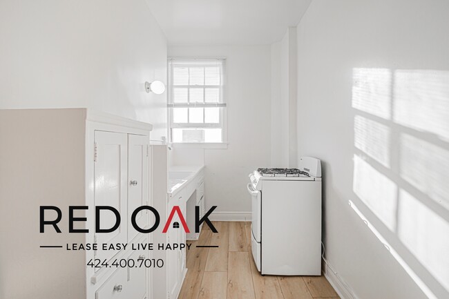 Photo - 2505 W 6th St Unit 905