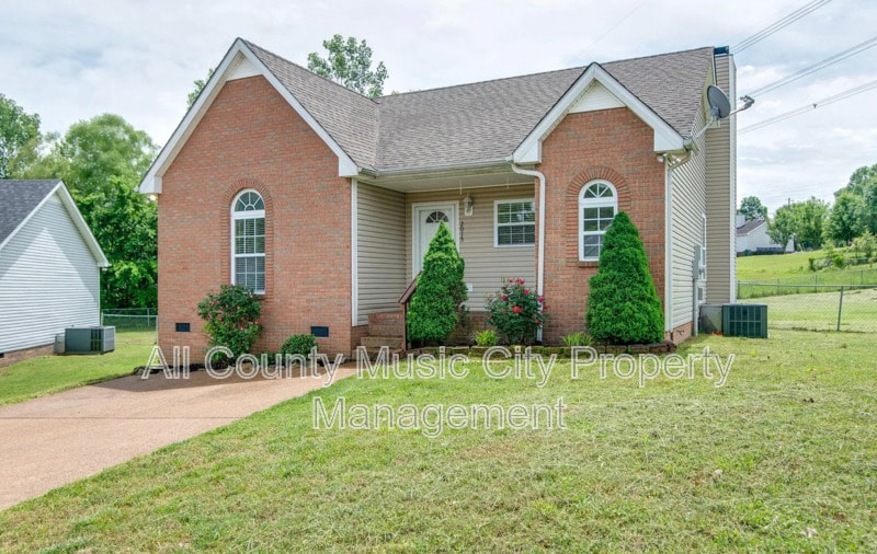 Photo - 2015 Holloway Ct