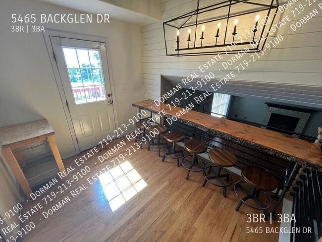 Photo - 5465 Backglen Dr