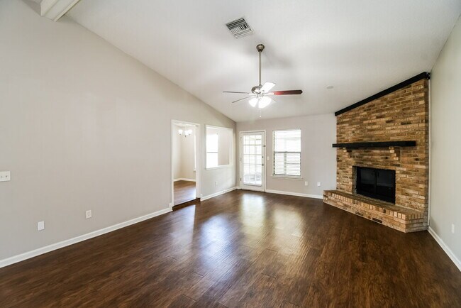 Photo - 10831 Losco Jct Dr