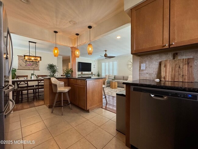 Photo - 1733 Melrose Ave