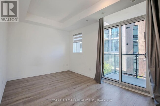 Photo - 4TH FLOOR - 34-851 SHEPPARD AVENUE W Unit 4th floor