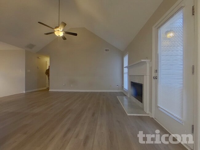 Photo - 4901 Martin Farms Rd