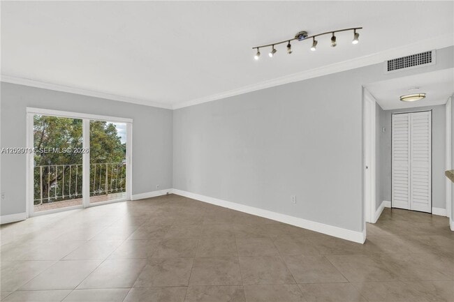 Photo - 6200 W Flagler St Unit 301