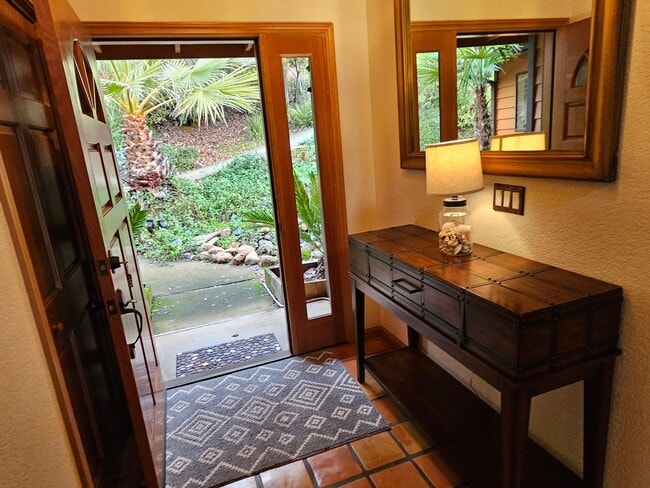 Photo - Beautiful retreat - Garbage and Internet i...