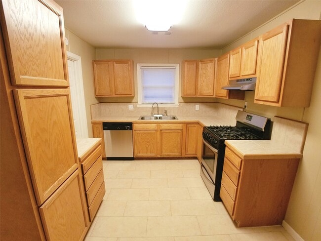 Photo - 3310 Marvin Rd